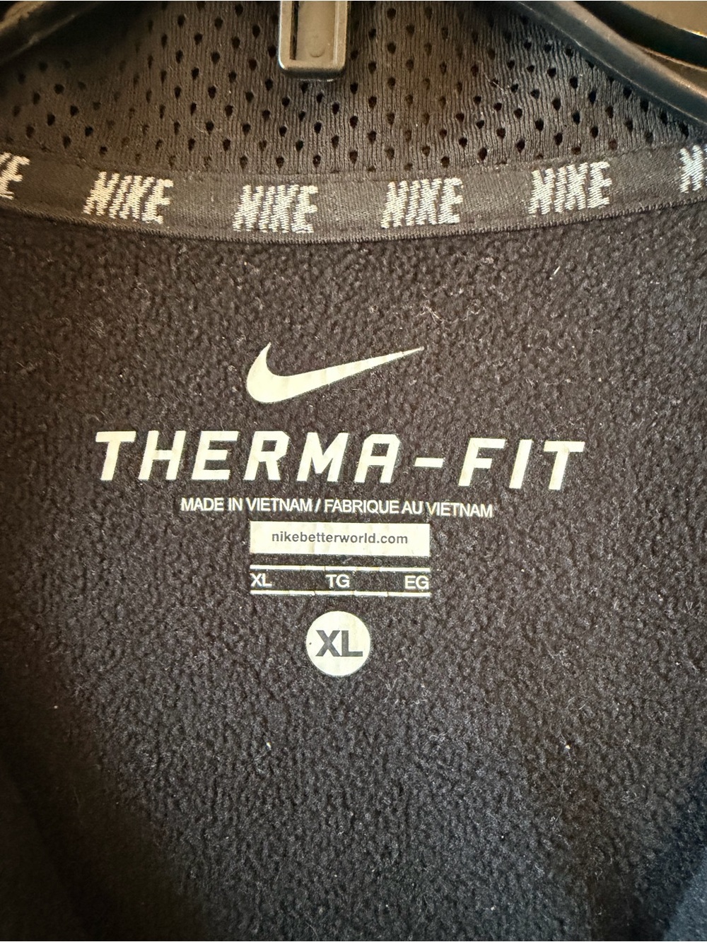 Nike Men's Therma-Fit pullover 1/4 Zip jacket, black and grey, size XL - Picture 2 of 10